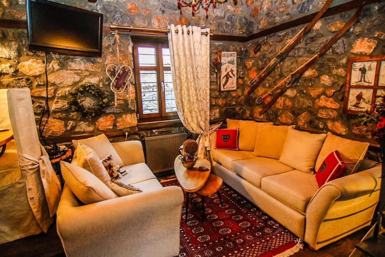 Charming 3-storey Loft With Fireplace Agios Athanasios (Pella)